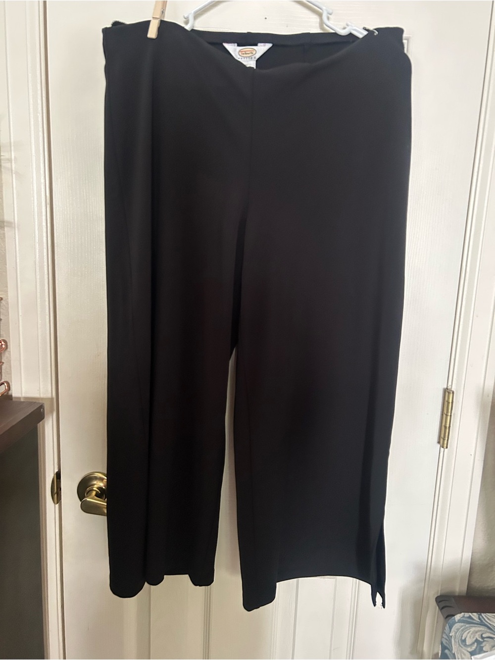 Talbots petites Black Wide-Leg Pull-On Pants size  medium.